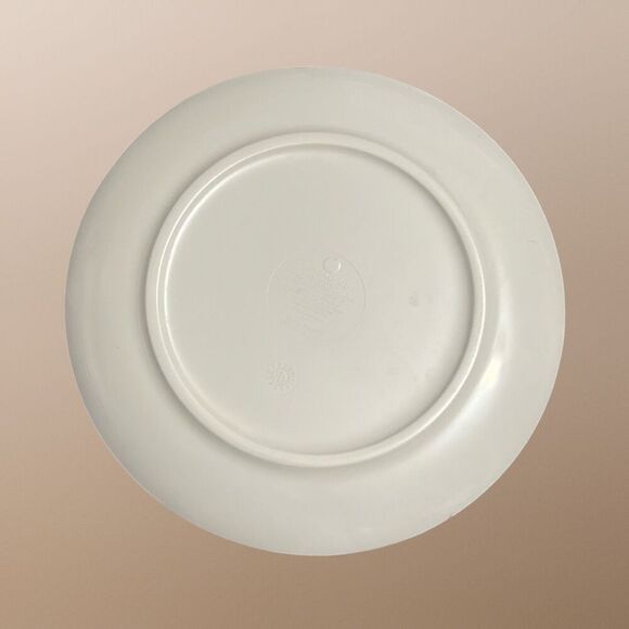 2 Pottery Barn Beatrix Potter Peter Rabbit Plates 9” - Picture 3 of 6